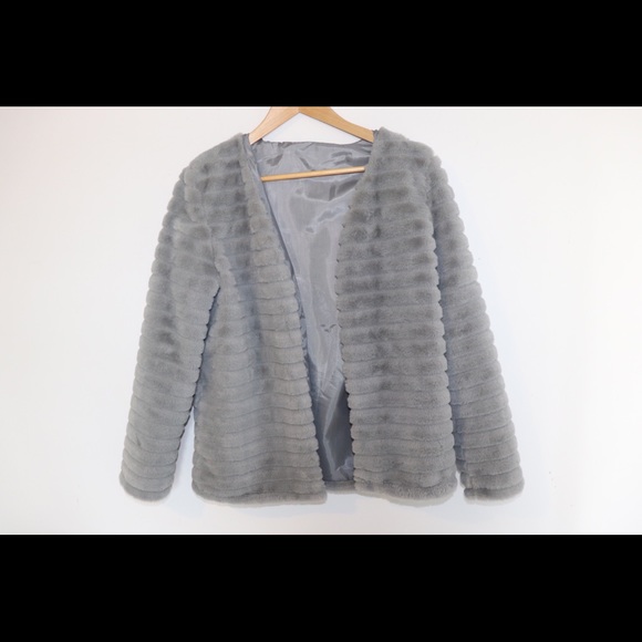 SHEIN Teddy Fur Grey Short Jacket - Picture 4 of 6